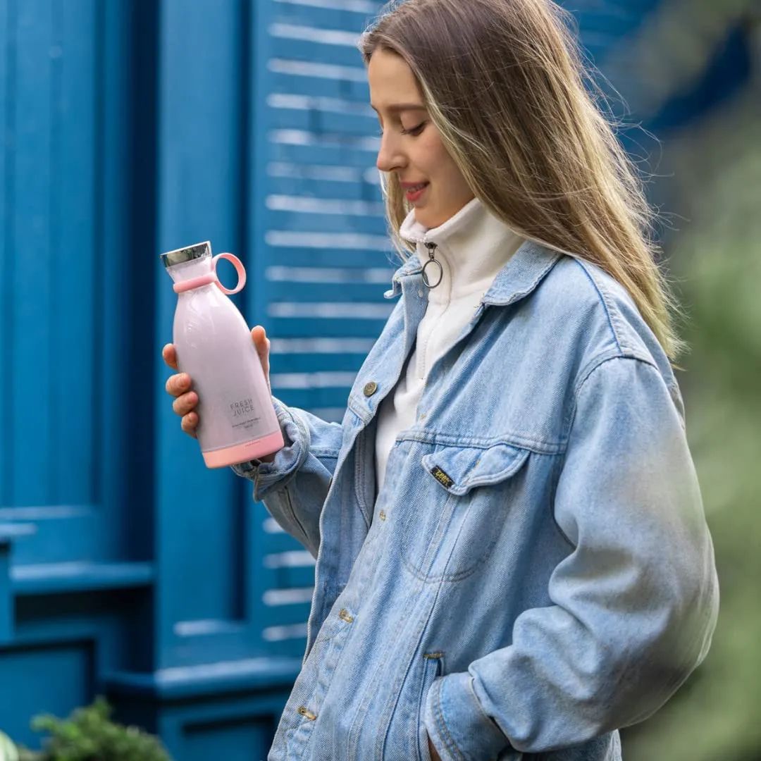 Portable blender making fresh juice, smoothie, milkshake and protein shake.